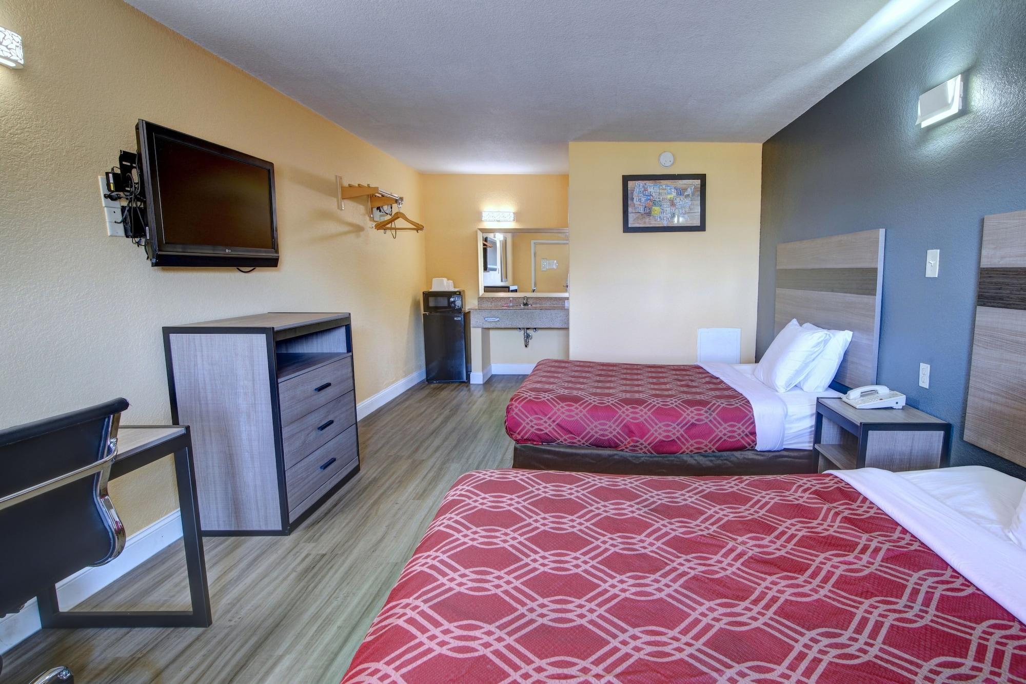 Econo Lodge At Military Circle Norfolk Exterior foto
